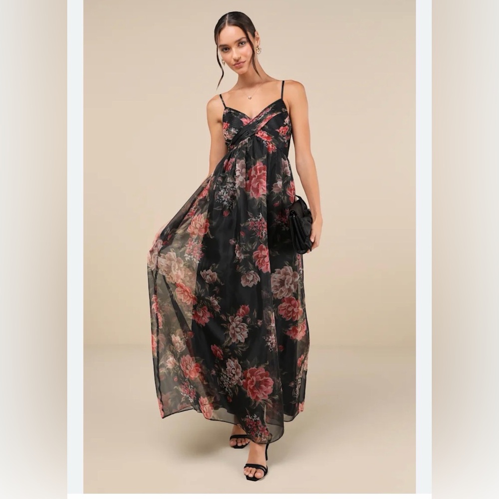 Black Floral Organza Pleated Maxi Dress